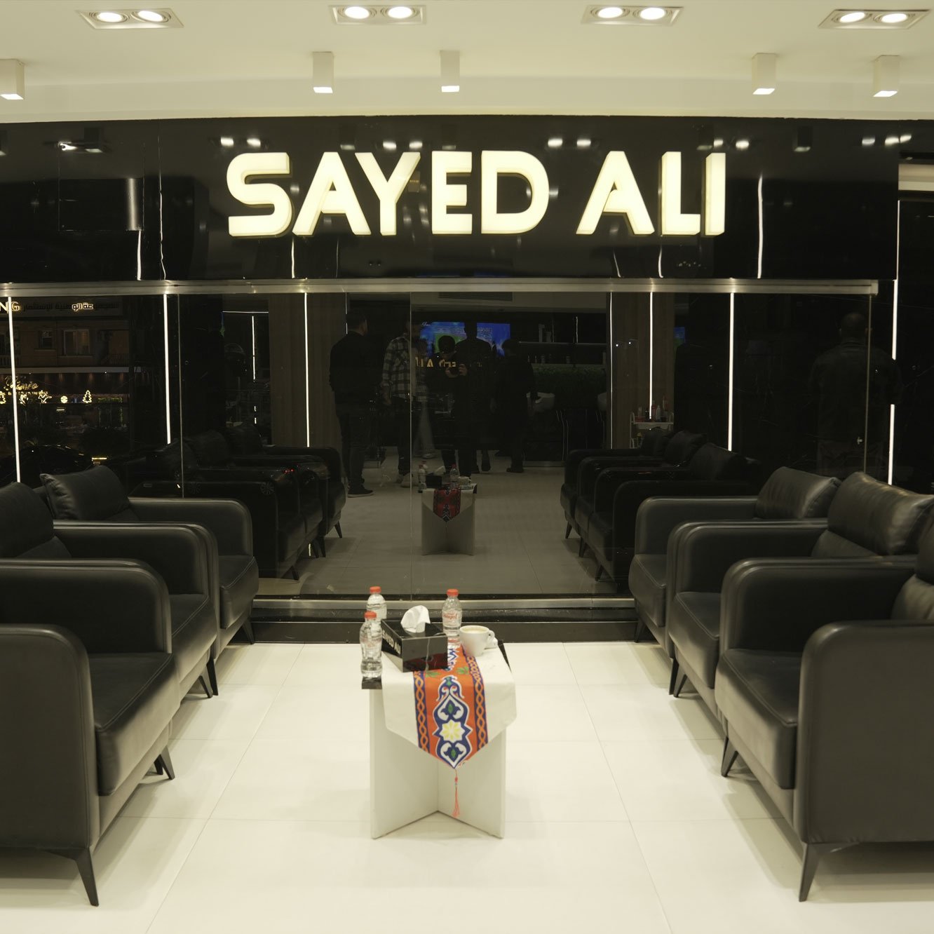 Salon ambience