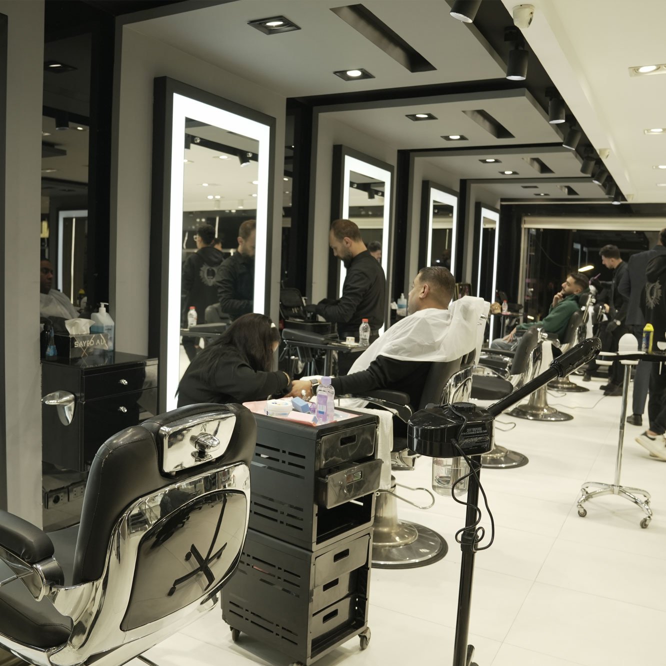 Salon details